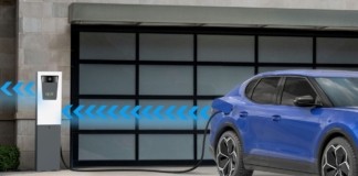 Ford-Explorer-laedt-bidirektional