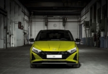 Hyundai i20 MY2026 è compatta fuori e spaziosa dentro