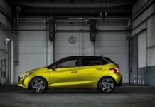 Hyundai i20 MY2026 tra tecnologia di bordo e connettività