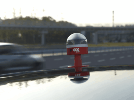 La multa de la DGT por la V16 es lo de menos, lo que asusta es la que puede liarte tu seguro (esto sí que es caro)