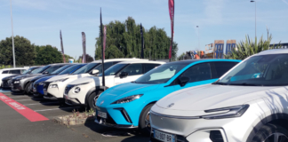 stock aaa data voitures d