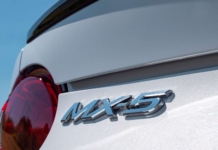 Mazda quiere salvar al Miata sin enchufarlo y te contamos lo que tienen en mente (aunque suene muy loco)