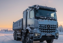 Mercedes-Benz eArocs 400 supera i test invernali al Circolo Polare Artico