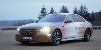 Mercedes, allo studio robotaxi basati sulla nuova Classe S