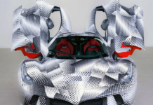 Pagati 2,5 milioni di dollari per una LaFerrari che non può circolare su strada