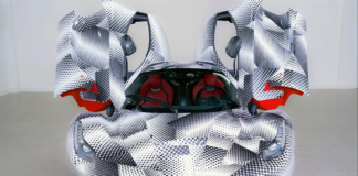 Pagati 2,5 milioni di dollari per una LaFerrari che non può circolare su strada