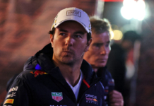 Perez nel paddock di Las Vegas