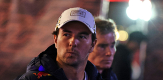 Perez nel paddock di Las Vegas