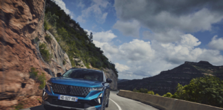 Renault Austral, più stile e comfort per il C-suv ibrido