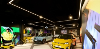 Renault Twingo E-Tech Electric Makes UK Debut at rnlt London Battersea