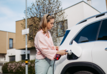 Safety fears are shaping where women charge their EVs 