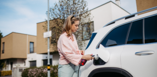 Safety fears are shaping where women charge their EVs 