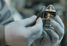 Termostato del coche: qué es, para qué sirve y síntomas de que está fallando Termostato del coche: qué es, para qué sirve y síntomas de que está fallando