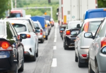 Tras el último lío de la DGT…. Qué es el carril VAO, quién puede circular y el detalle que suele acabar en multa