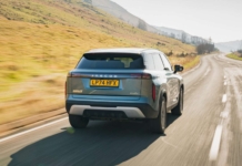 Ya es oficial, este SUV chino se parece al Evoque, cuesta 20.000 euros menos y se ha demostrado que frena mucho mejor Ya es oficial, este SUV chino se parece al Evoque, cuesta 20.000 euros menos y se ha demostrado que frena mucho mejor