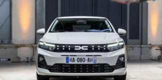 ¿Por qué todo el mundo se compra este coche en España? La receta secreta del Dacia Sandero al descubierto