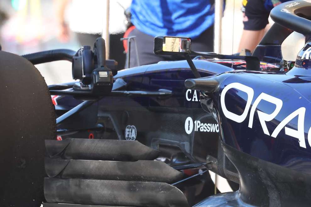 Red Bull RB22 F1 suspension