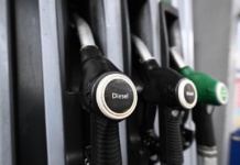 Carburanti, prezzo medio gasolio a 2,02 euro, self benzina a 1,74