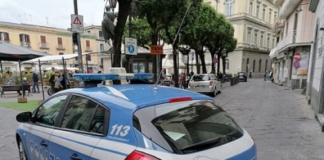 Chiedono 800 euro per restituire auto rubata, presi in due