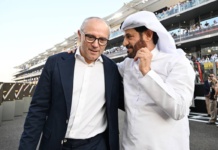 F1 GP Abu Dhabi 2025, Yas Marina: Stefano Domenicali (F1) con Mohammed Ben Sulayem (FIA) - Foto: Getty Images