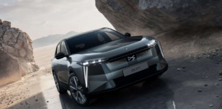 DS lanza un producto más refinado, más tecnológico… pero con un punto débil difícil de ignorar. Un motor de 1.2 litros y tres cilindros para competir con BMW, Mercedes o Audi