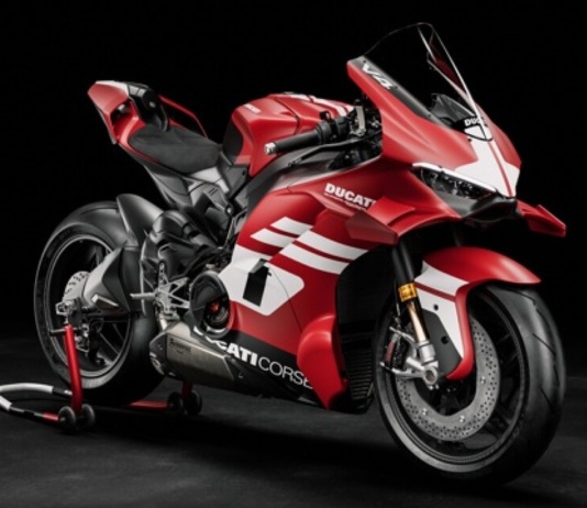 Ducati celebra il centenario con la nuova Superleggera V4 in serie limitata