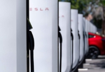 Tesla-Supercharger-V4