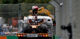 F1 GP Australia 2026, Melbourne: la macchina incidentata di Oscar Piastri (McLaren F1 Team) - Foto: Getty Images