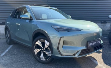 España obsesionada con Tesla y llega una nueva marca china con un SUV familiar espacioso, de interior premium que promete salir a precio ajustado