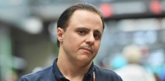 Felipe Massa nel paddock della Formula 1