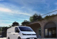 Ford Transit City punta al trasporto urbano in versione elettrica