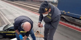 Gasolio alterato, distributore denunciato dalla Gdf di Agrigento