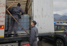 Gdf sequestra oltre 420mila litri di carburanti di contrabbando in Friuli Gdf sequestra oltre 420mila litri di carburanti di contrabbando in Friuli