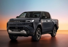 La Toyota Hilux eléctrica ya tiene precio en España: desde unos 50.321 euros (y es el precio para grandes flotas) La Toyota Hilux eléctrica ya tiene precio en España: desde unos 50.321 euros (y es el precio para grandes flotas)