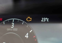 Luz de fallo del motor encendida: posibles causas y soluciones antes de entrar en pánico