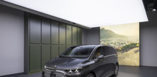 Mercedes-Benz VLE: la mobilità premium entra in una nuova era elettrica