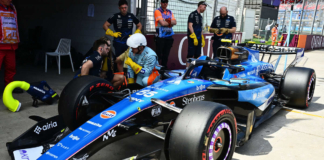 Mercedes, the only problem is reliability: power unit knockout on Sainz's Williams
