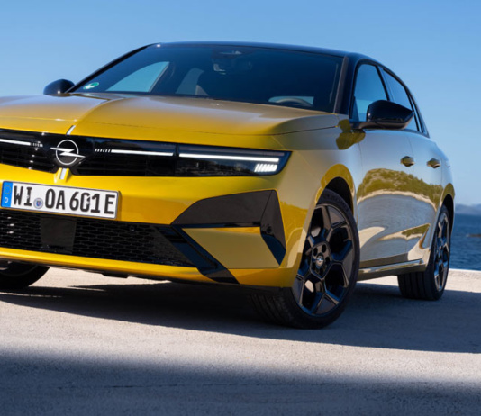 Opel Returns to the Paris Motor Show After 10 Years