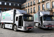 Renault-Trucks-E-Tech-D-Wide-mit-Low-Entry-Cab-(LEC)-und-Bustuer