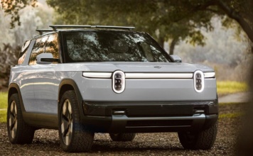 Rivian'ın R2 SUV'si 45.000 dolardan geliyor – ancak beklemeniz gerekecek
