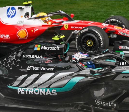 Antonelli (Mercedes) e Hamilton (Ferrari)