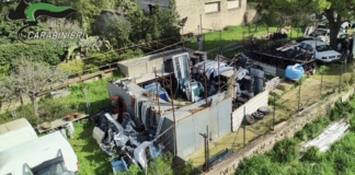 Scoperta a Taranto una centrale di auto rubate smontate e rivendute