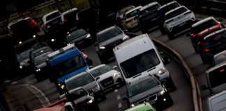 Studio T&E, 'costi consumi delle auto endotermiche 5 volte delle elettriche'