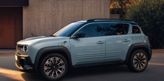 RENAULT-4-E-TECH-ELECTRIC