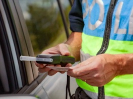 Tabla de multas por alcoholemia de la DGT: puntos y dinero según la tasa que des