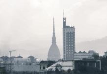 Torna semaforo antismog rosso a Torino, stop ai diesel