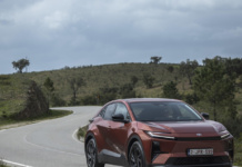 Toyota C-HR+, arriva la versione 100% elettrica del suv giapponese