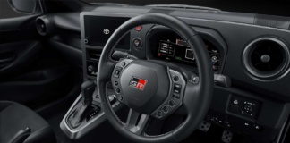 Toyota ha cogido la pieza fundamental del Yaris y la ha cambiado por completo: ahora está llena de botones pero tiene mucho más sentido