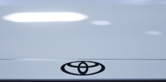 'Toyota taglia l'export per il Medio Oriente sulle tensioni Iran'