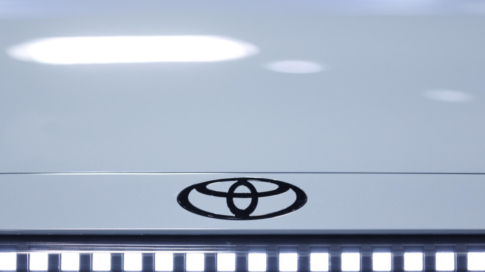 'Toyota taglia l'export per il Medio Oriente sulle tensioni Iran'